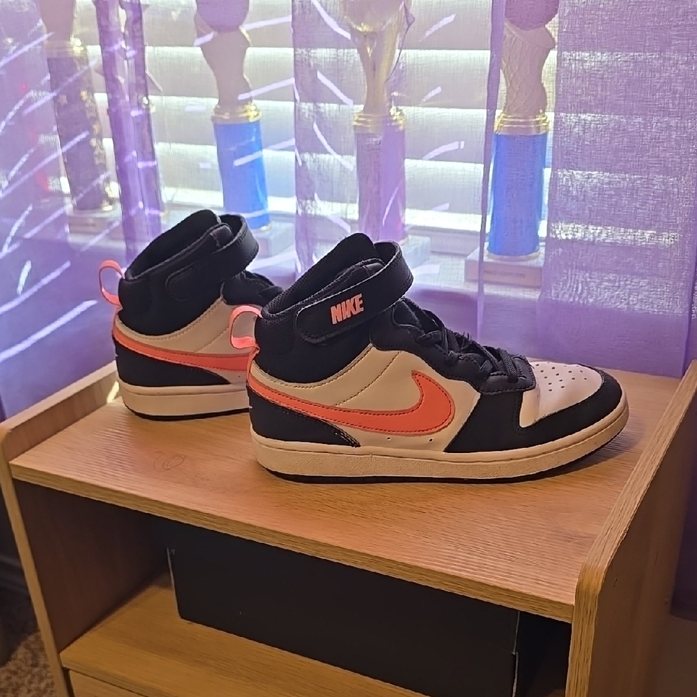 Nike Kids Black and Pink Sneakers